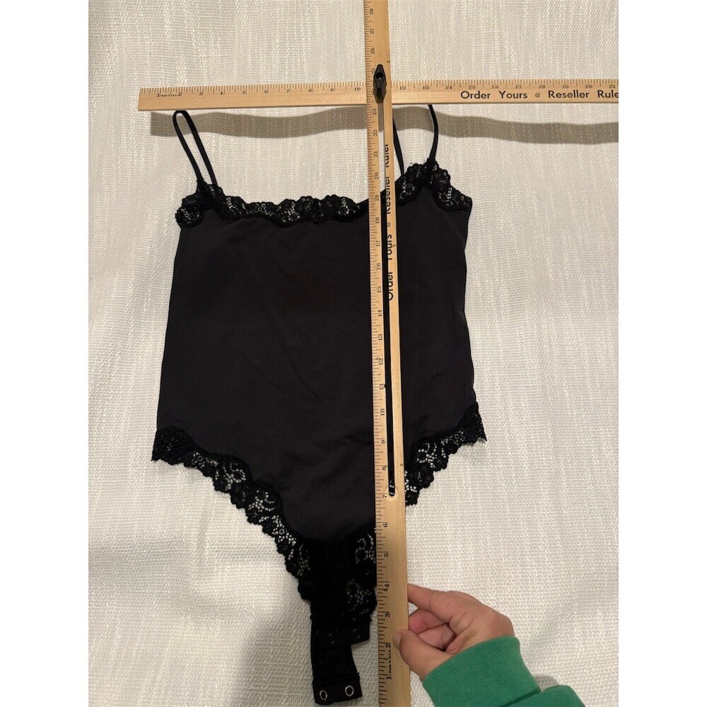 SKIMS Fits Everybody Lace Trim Bodysuit Womens L Black Onyx Snap Closure - Picture 3 of 4